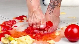 German Food Feet Crunch Fetisch porn beside sexy partisan teen