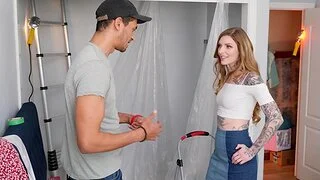 Delightful fuck with the sponger who's painting her walls